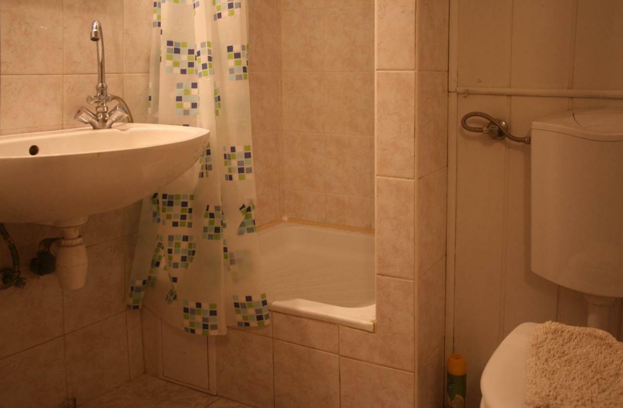 Royal Studio Apartment Budapest Bagian luar foto